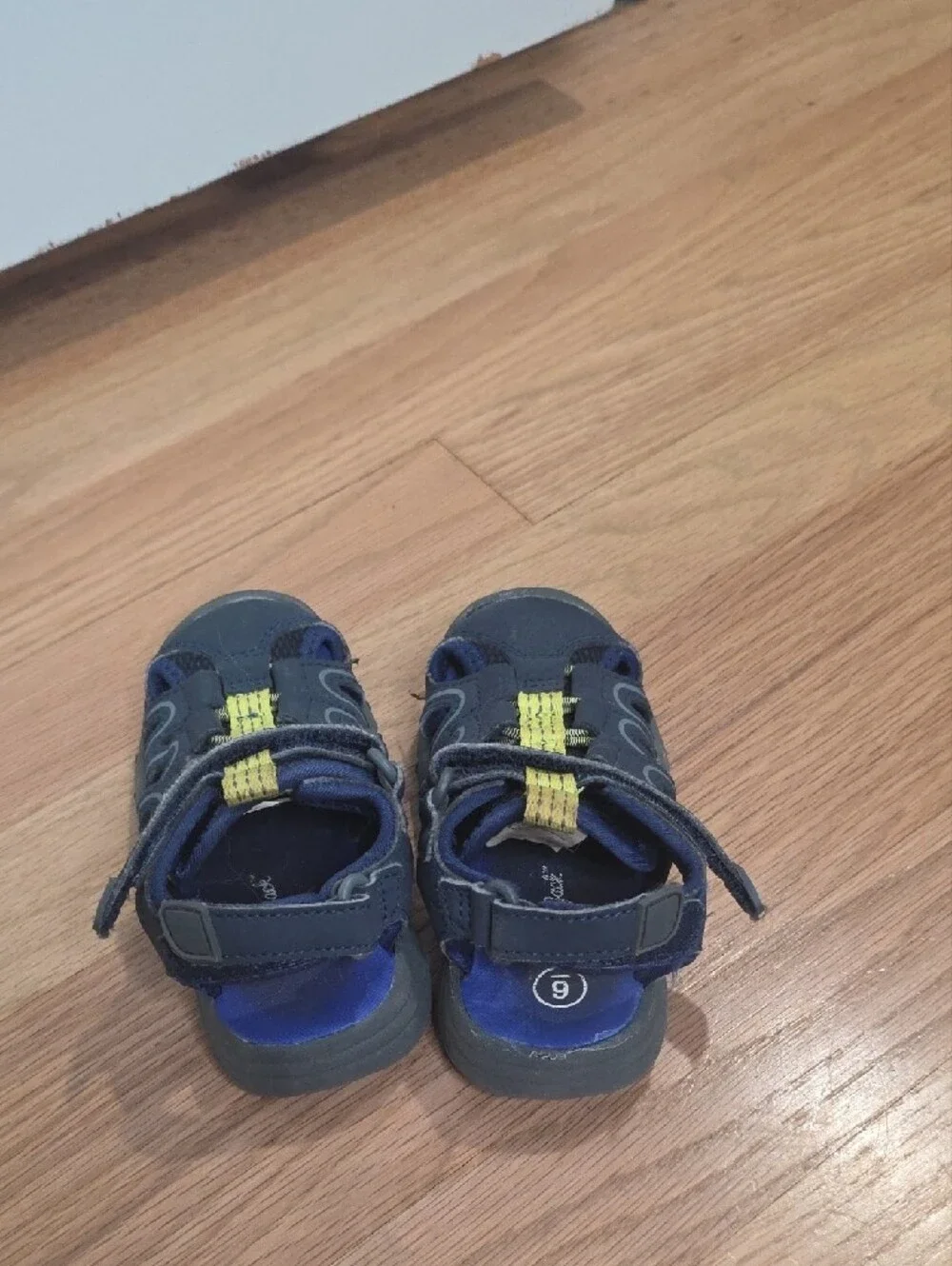 Cat & Jack Navy and Neon Yellow Kids Sport Sandals